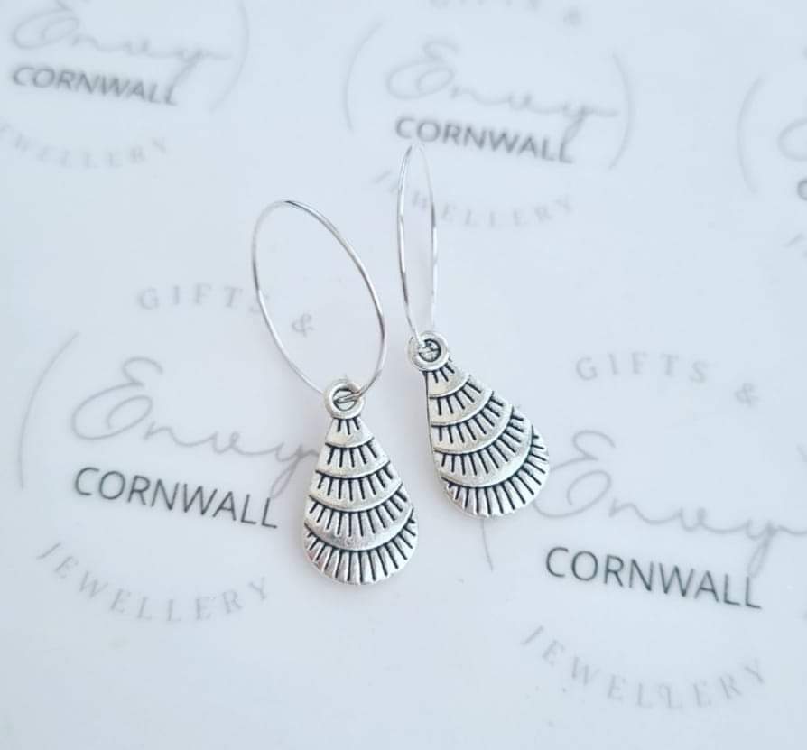 Silver Detailed Drop Hoops