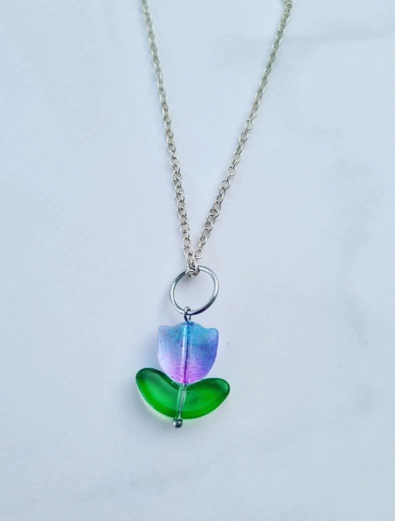 Tulip Necklace