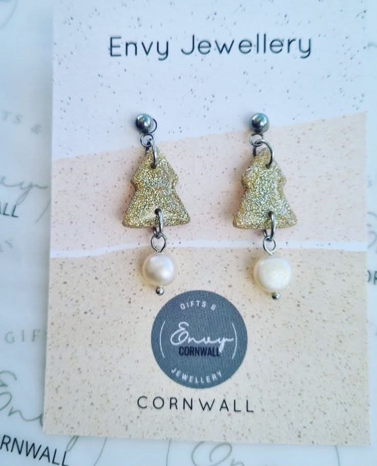 Sparkly Pearl Christmas Trees