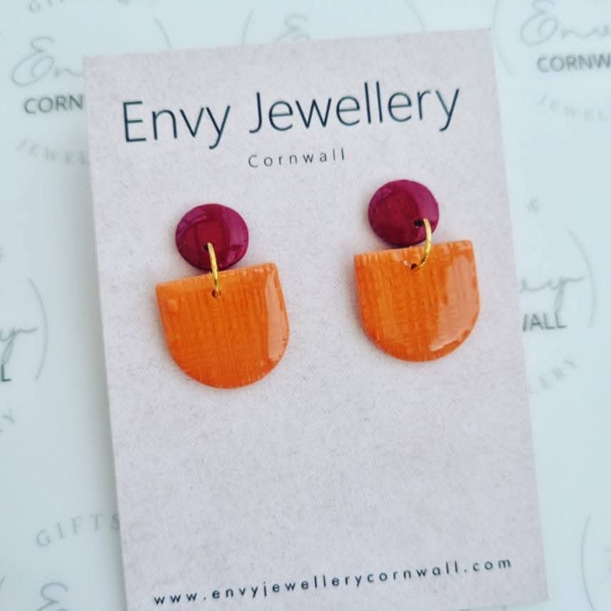 Burgundy & Pumpkin Spice Linen