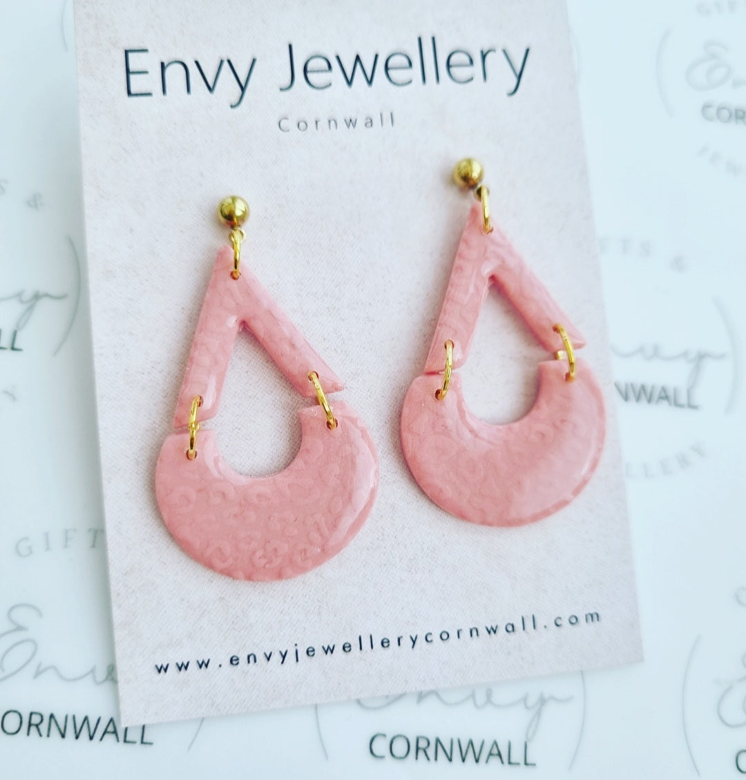 Pink Leopard Print Drops