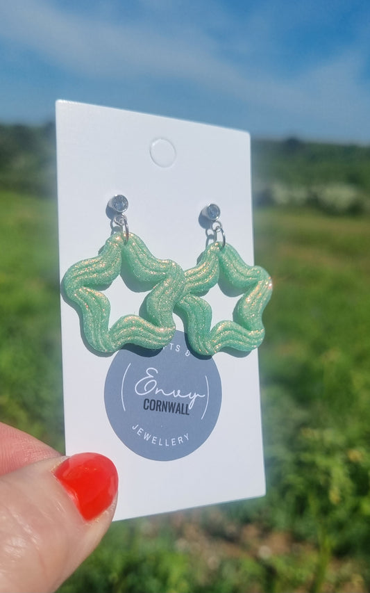 Green Shimmer Stars