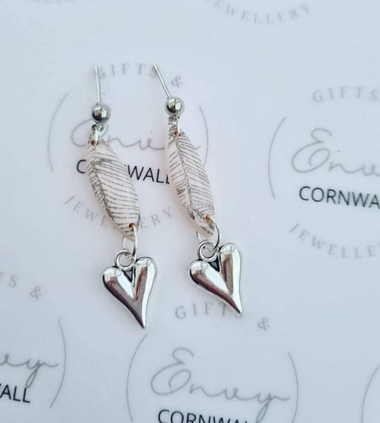 Grey Palm Hearts