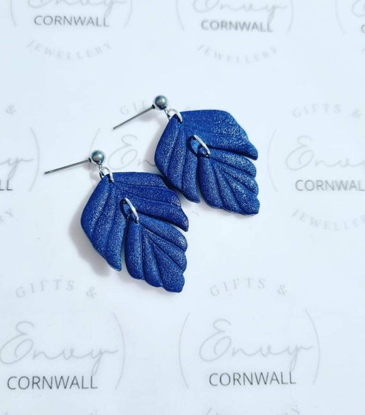 Navy Double Leaf