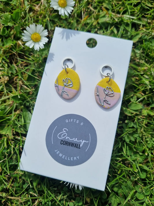 Lemon & Lilac Flowers