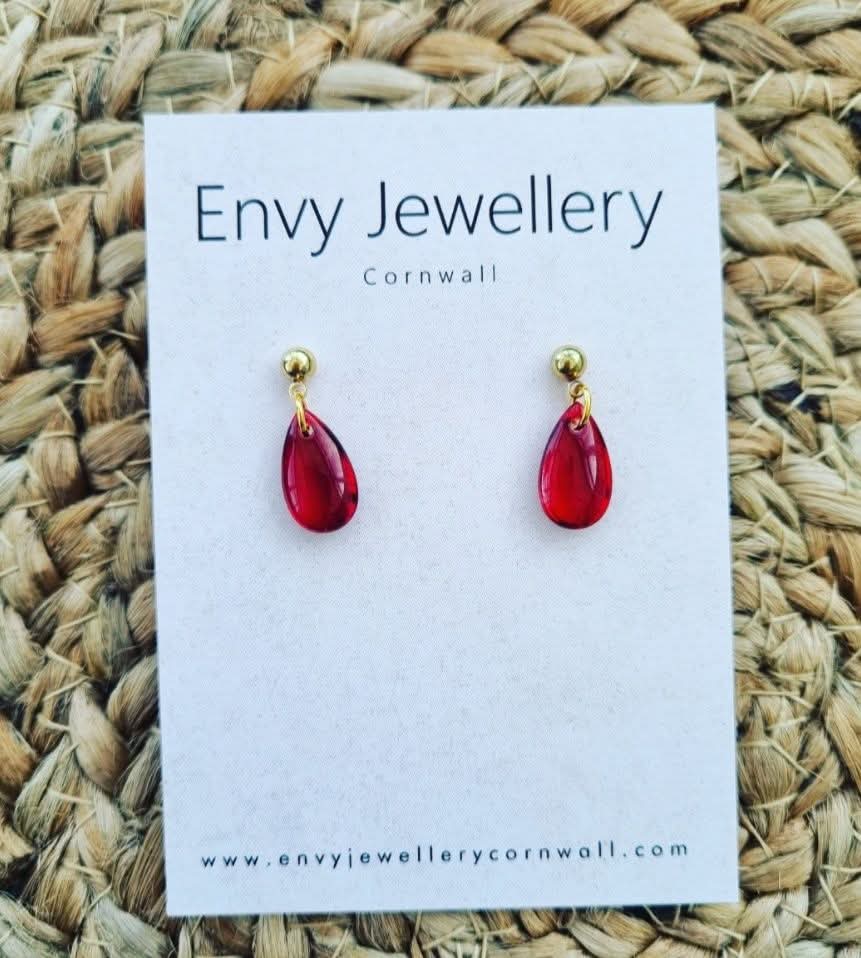 Burgundy Red Droplets