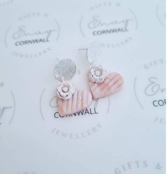 Neutral Striped Hearts & Flowers