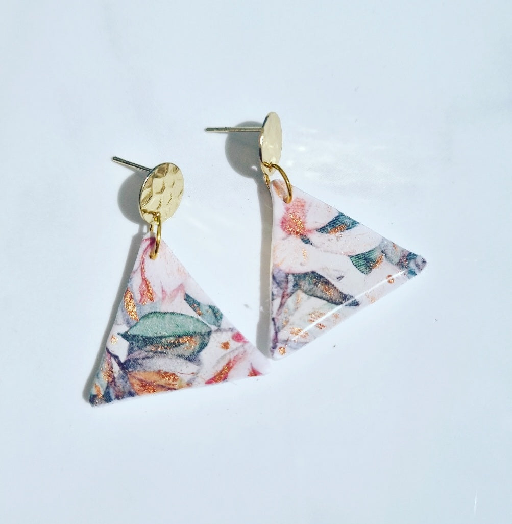 Elegant Botanical Triangles