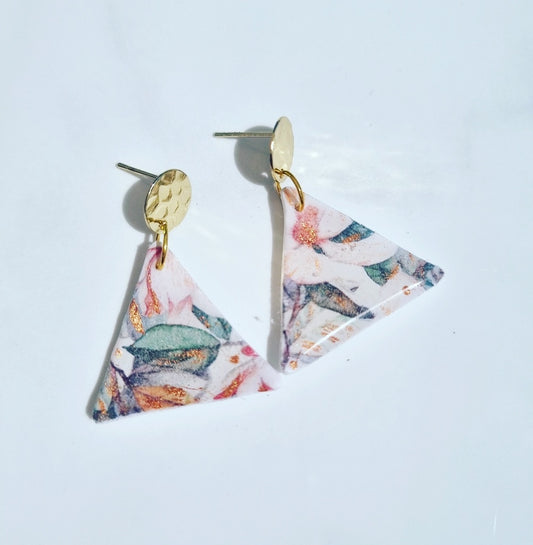 Elegant Botanical Triangles