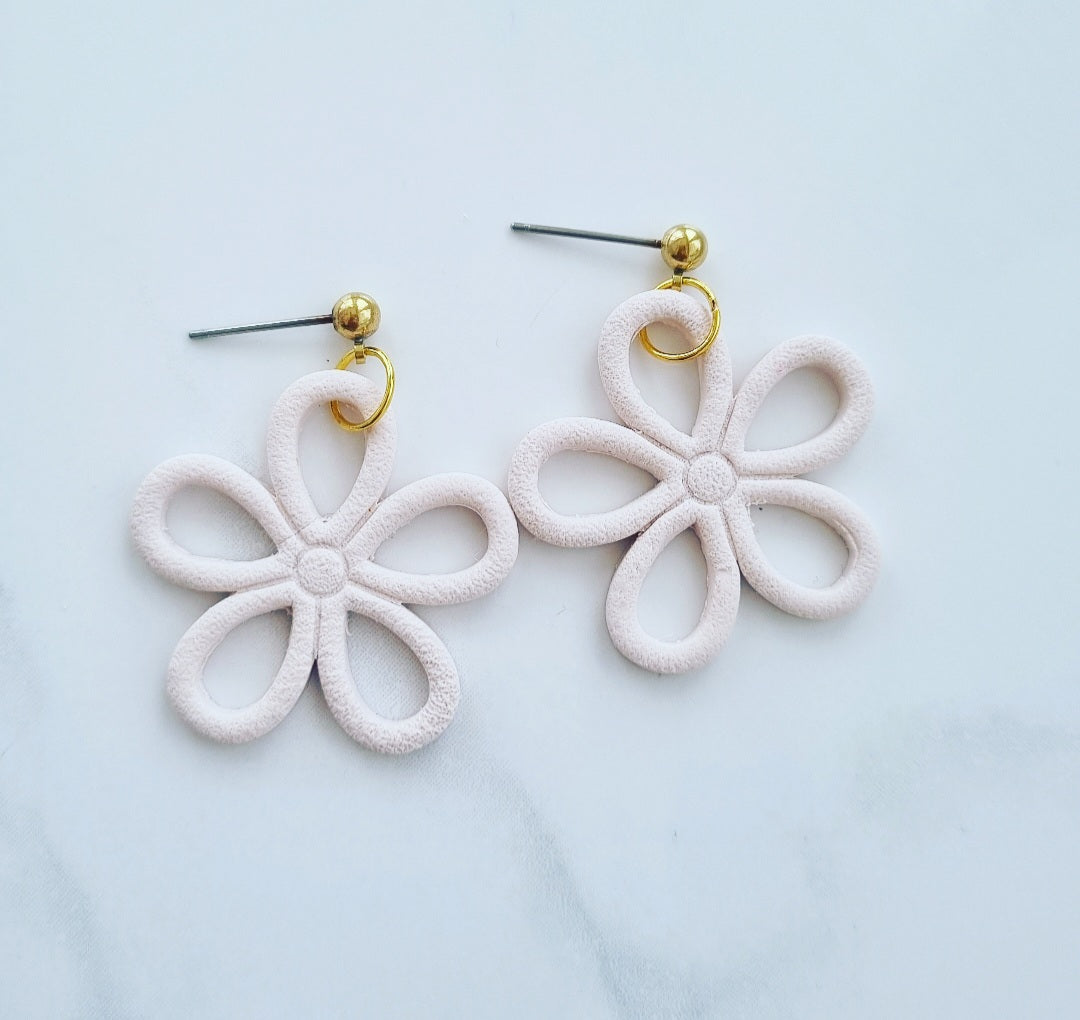 Open Flower Neutral Textured