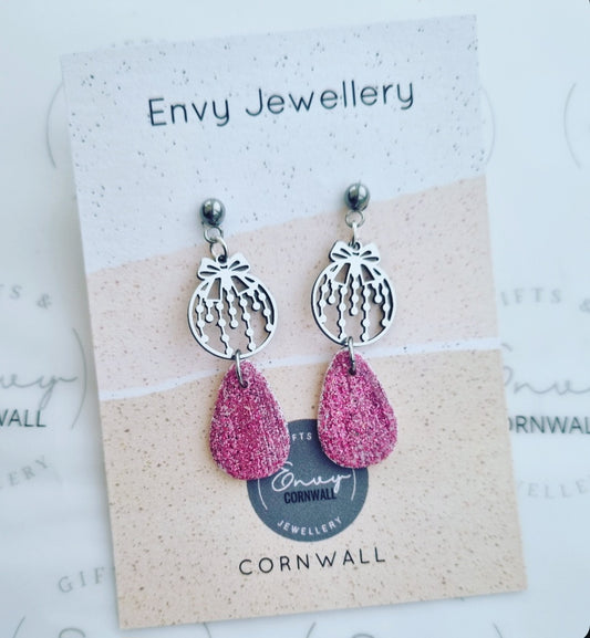 Pink Bauble Drops