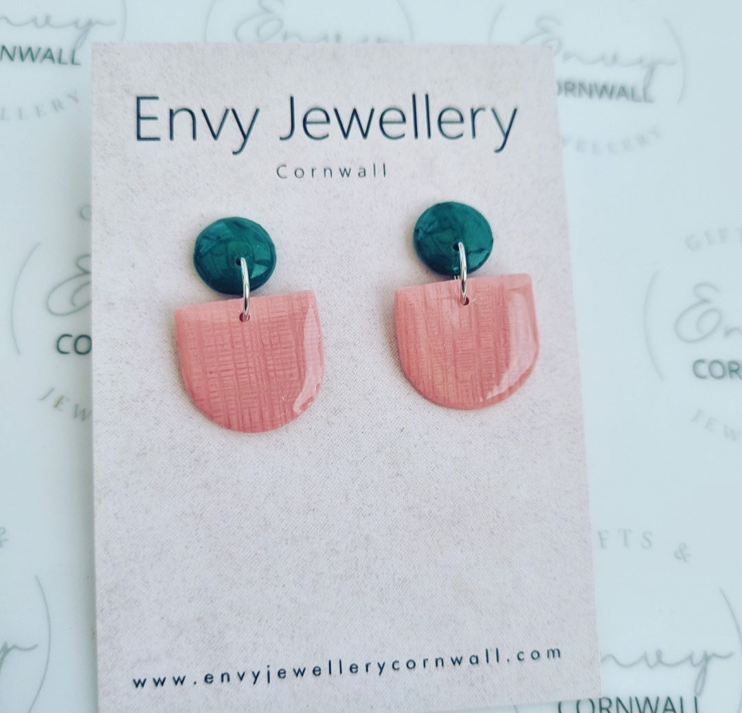 Pink Linen With Fern Leopard Studs